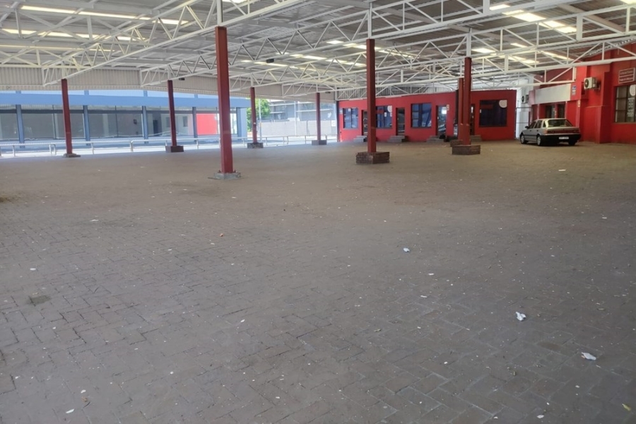 To Let commercial Property for Rent in Goodwood Central Western Cape